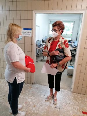 Komárňanská nemocnica podala už sto tisíc vakcín proti koronavírusu