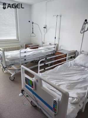 Oddelenie dlhodobo chorých v komárňanskej nemocnice dostalo nové lôžka