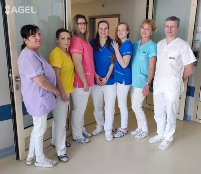 Nemocnica AGEL Komárno rozbehla pilotný projekt identifikácie zamestnancov. Každý zdravotník bude farebne odlíšený podľa pracovného zaradenia